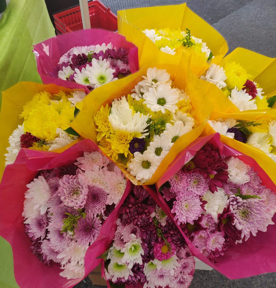 Seasonal wrapped bouquets